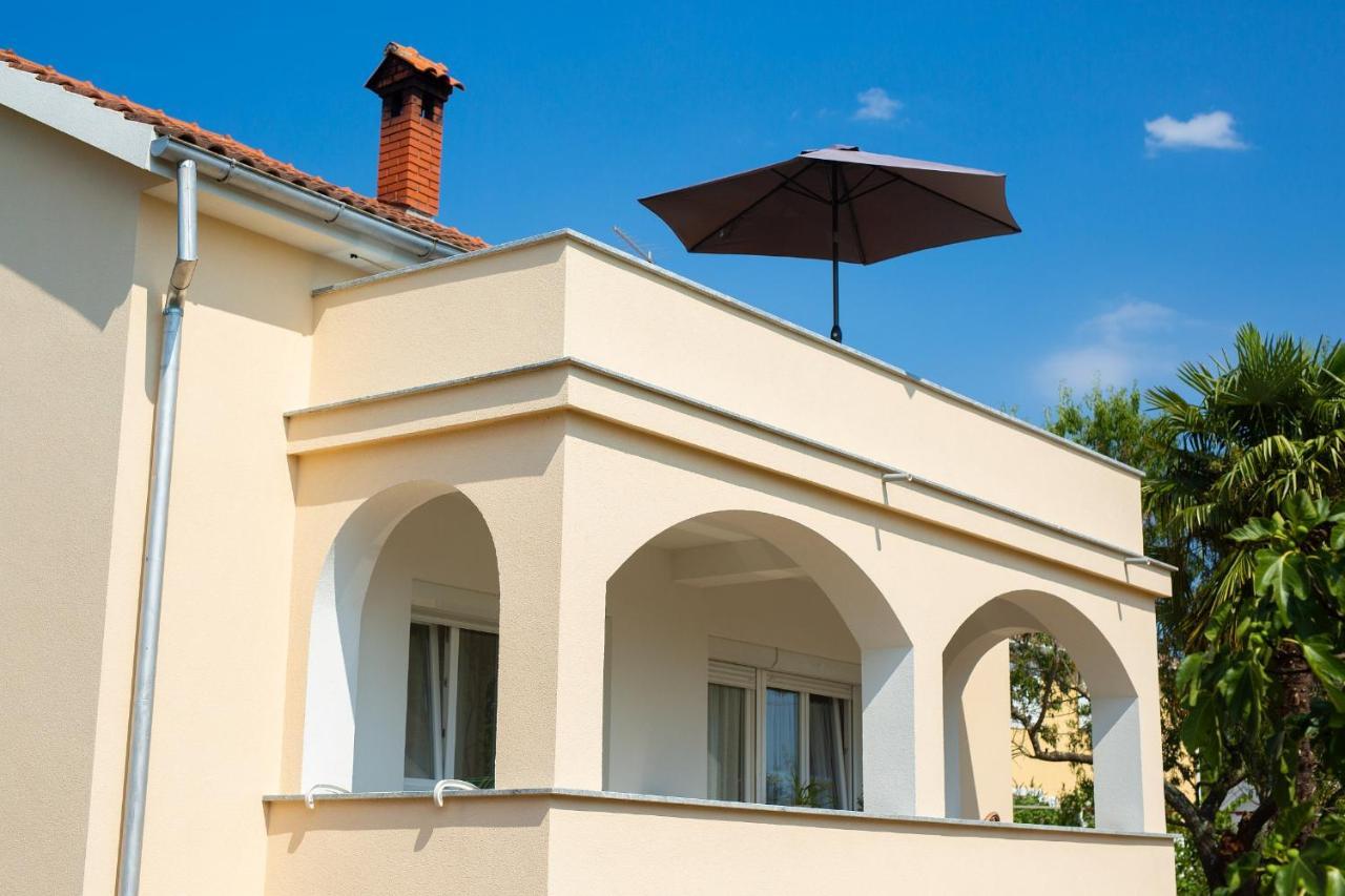 Apartment Lipovac Malinska Exterior photo